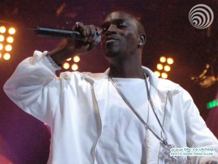 le grand akon je l adore